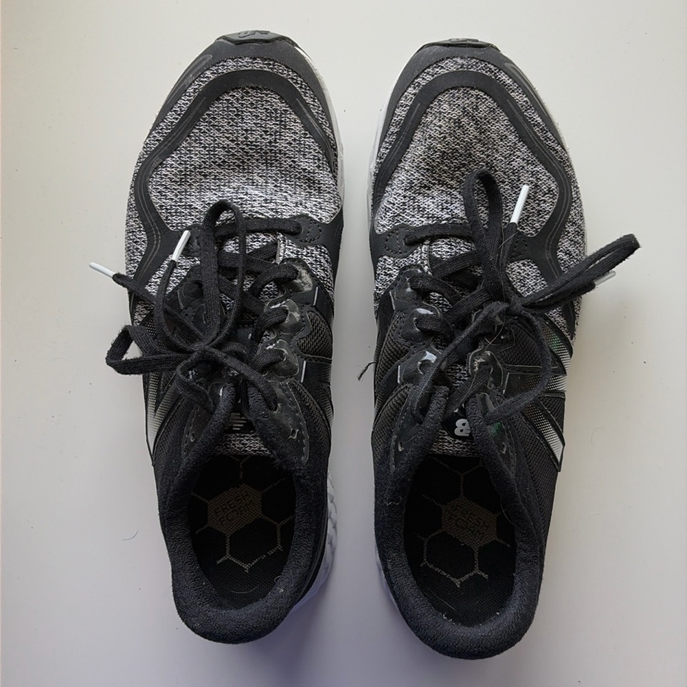 New Balance fresh foam sneakers 9.5 black and white